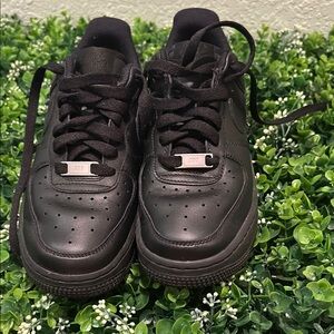 Nike Black Sneakers